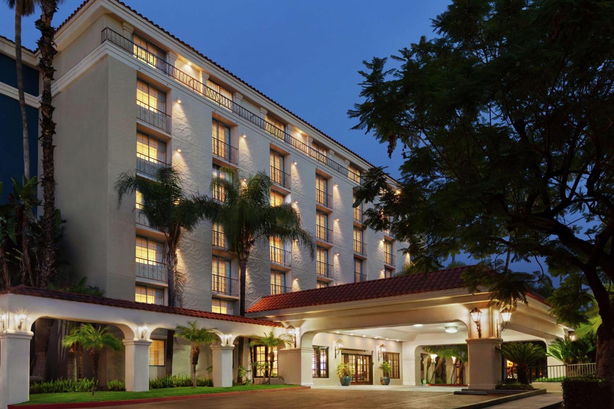 Embassy Suites By Hilton Arcadia-Pasadena Area Exterior foto
